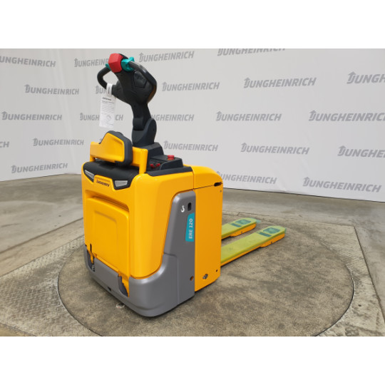 Lipalta-ajettava lavansiirtovaunu ERE 120, 2000 kg