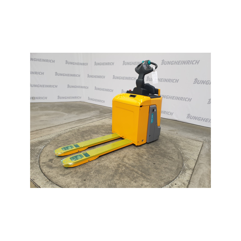 Lipalta-ajettava lavansiirtovaunu ERE 120, 2000 kg