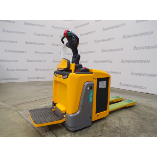 Lipalta-ajettava lavansiirtovaunu ERE 125, 2500 kg