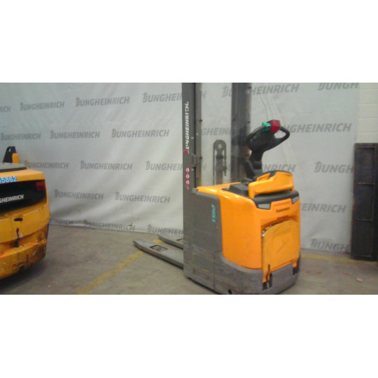 Lipalta-ajettava pinontavaunu ERC 214, 1400 kg