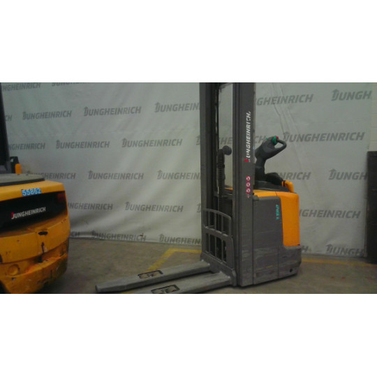 Lipalta-ajettava pinontavaunu ERC 214, 1400 kg