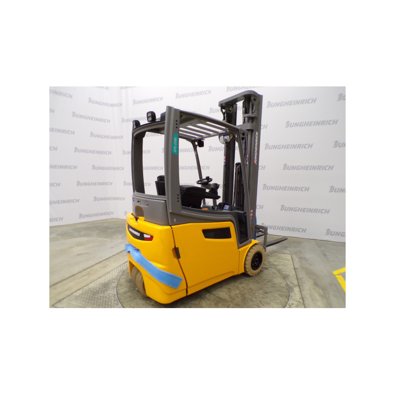 Sähkövastapainotrukki EFG 216k, 1600 kg