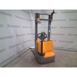 Käyden ajettava pinontavaunu EJC 112, 1200 kg