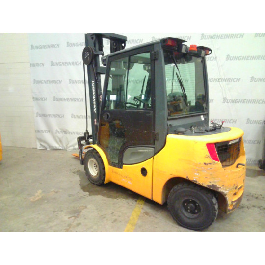 Dieselvastapainotrukki DFG 430s, 3000 kg