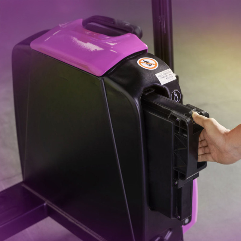 Edullinen sähkökäyttöinen lavansiirtovaunu | AntOn by Jungheinrich