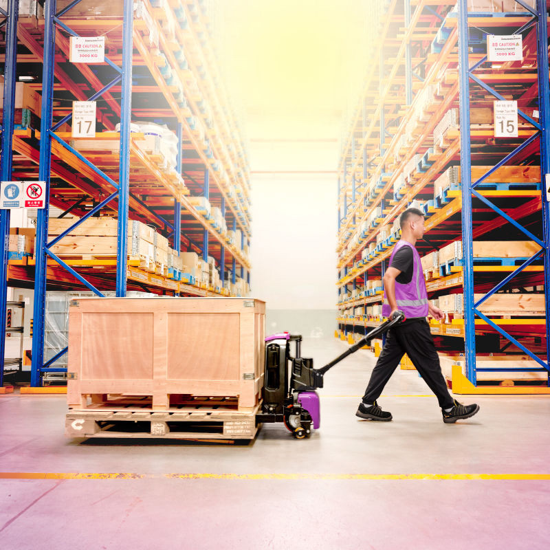 Sähkökäyttöinen lavansiirtovaunu | AntOn by Jungheinrich