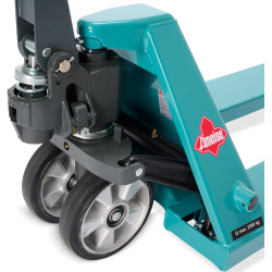 Laadukas pumppukärry pikanostolla 2500 kg | Jungheinrich Shop