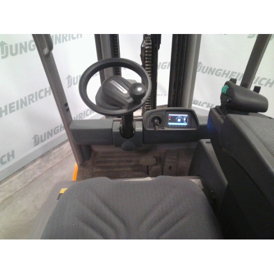 Sähkövastapainotrukki EFG 215, 1500 kg