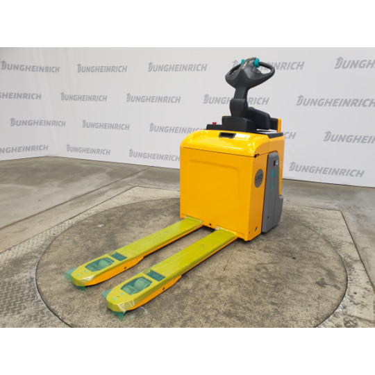 Lipalta-ajettava lavansiirtovaunu ERE 225 LI, 2500 kg