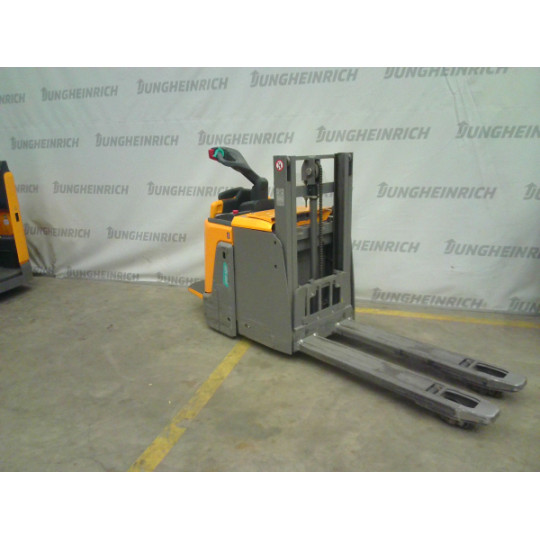 Lipalta-ajettava pinontavaunu ERD 120, 2000 kg