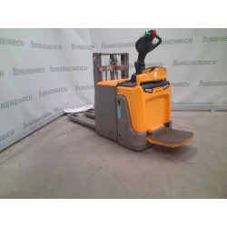 Lipalta-ajettava pinontavaunu ERD 220, 2000 kg