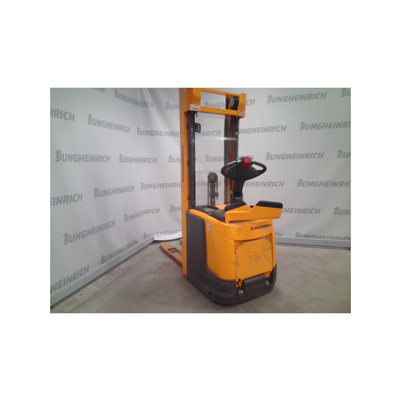 Lipalta-ajettava pinontavaunu ERC 214, 1400 kg