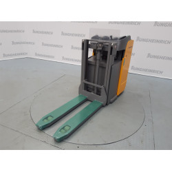 Istuen ajettava pinontavaunu ESD 120, 2000 kg