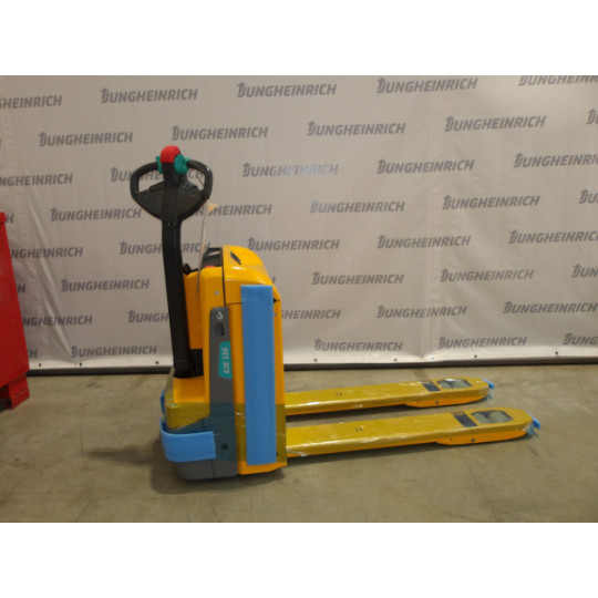 Käyden ajettava lavansiirtovaunu EJE 116, 1600 kg