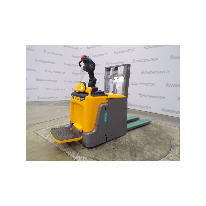 Lipalta-ajettava pinontavaunu ERD 120, 1200 kg