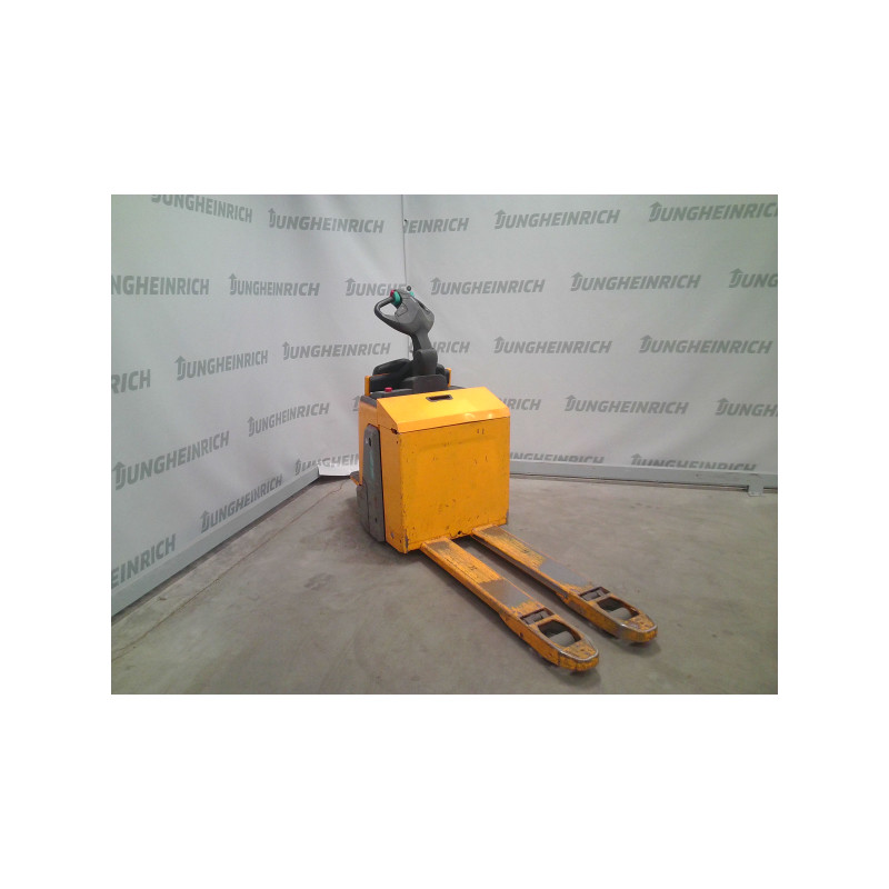 Lipalta-ajettava lavansiirtovaunu ERE 225, 2500 kg