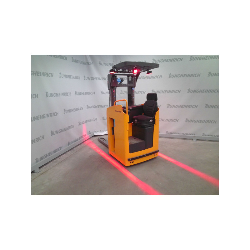 Istuen ajettava pinontavaunu ESC 316z LI, 1600 kg