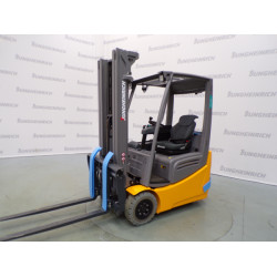 Sähkövastapainotrukki EFG 215, 1500 kg
