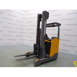 Työntömastotrukki ETV 214, 1400 kg