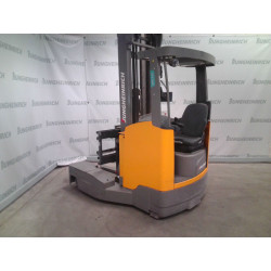 Monitietyöntömastotrukki ETV Q25, 2500 kg