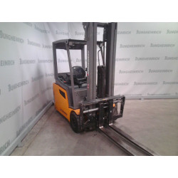 Sähkövastapainotrukki EFG 220, 2000 kg
