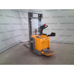 Lipalta-ajettava pinontavaunu ERC 214z, 1400 kg